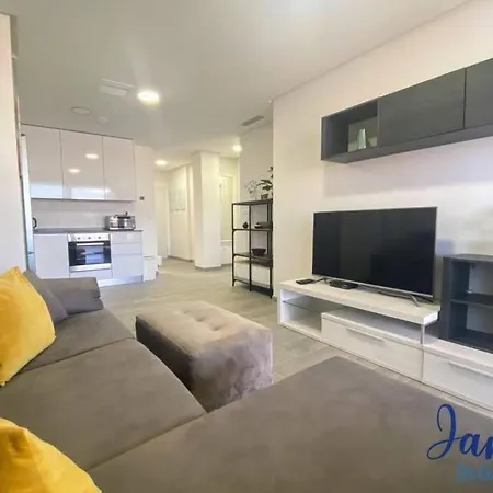 Hills Getaway With Pools & Eb7 Alicante