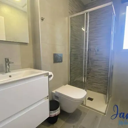 Hills Getaway With Pools & Eb7